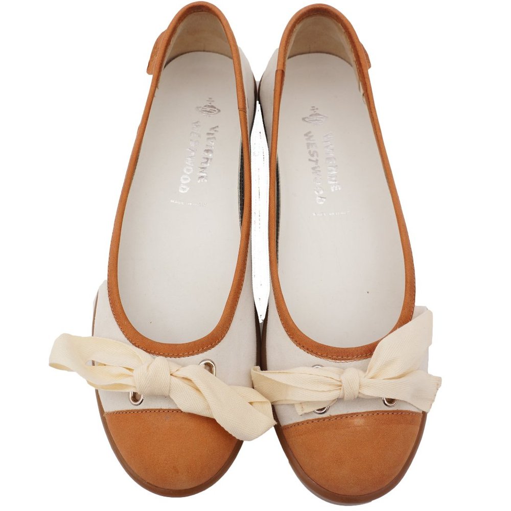 38 Vivienne Westwood Suede and Leather Ballet Flats